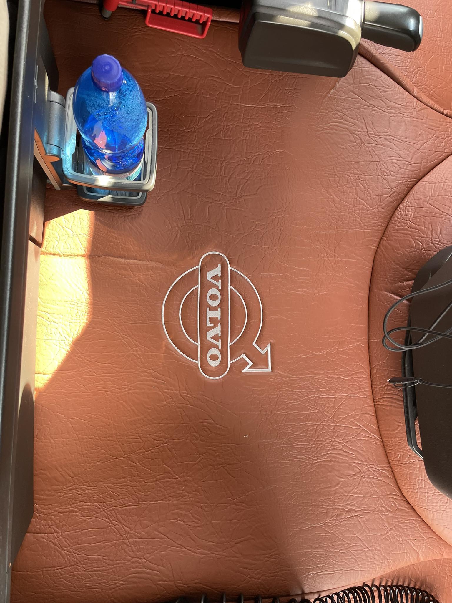 AUTOKOBERCE KOŽENÉ KONFIGURÁTOR