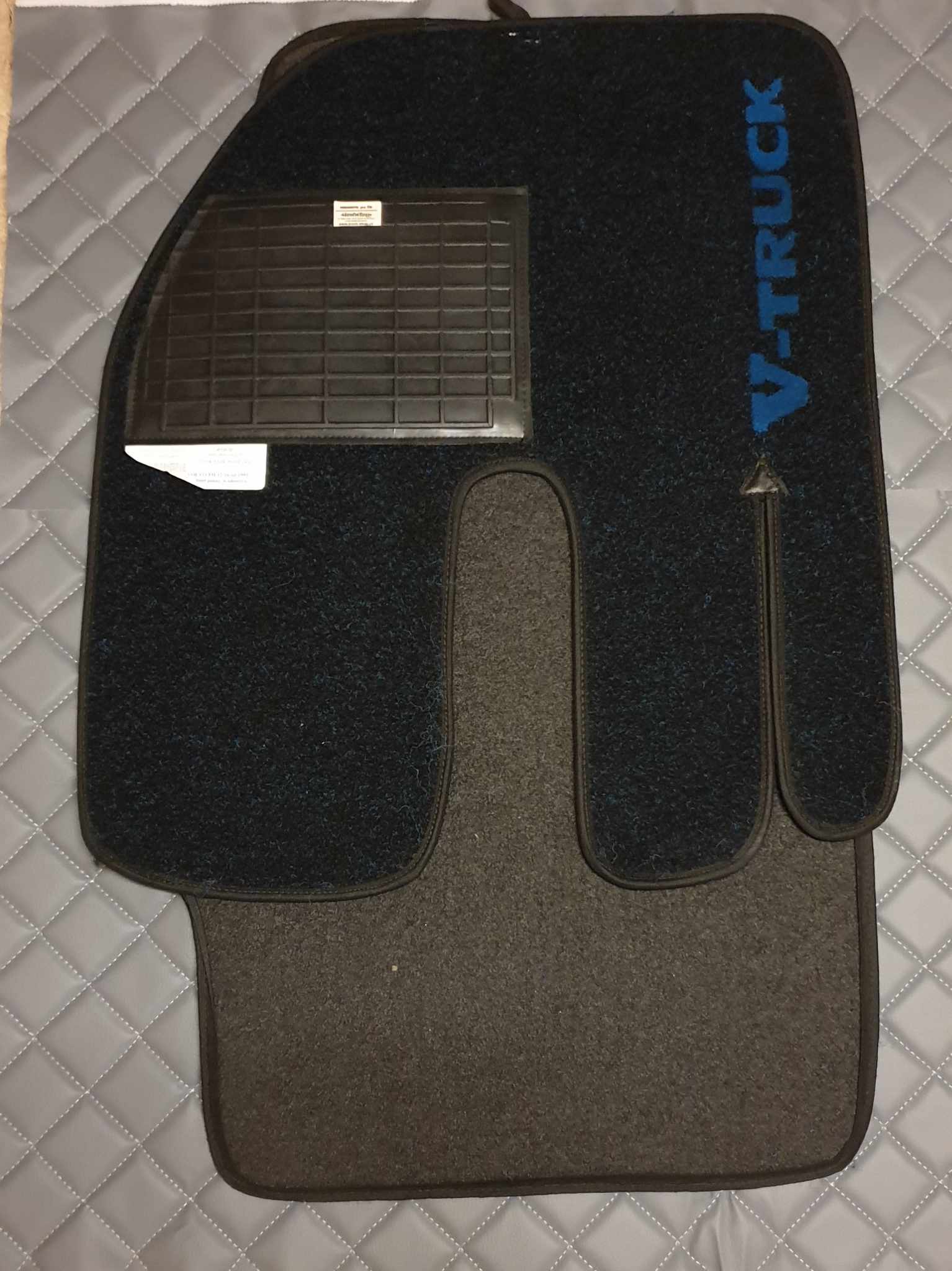 VÝPRODEJ!! Autokoberce textilní VOLVO od 1993, spol.pevná, modrá