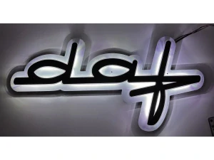 Osvětlené logo DAF psací RGB