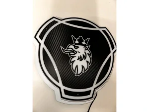 Osvětlené logo SCANIA Carbon-bílá