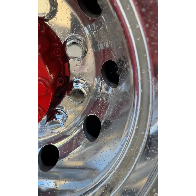 LVL UP Wheel Cleaner
