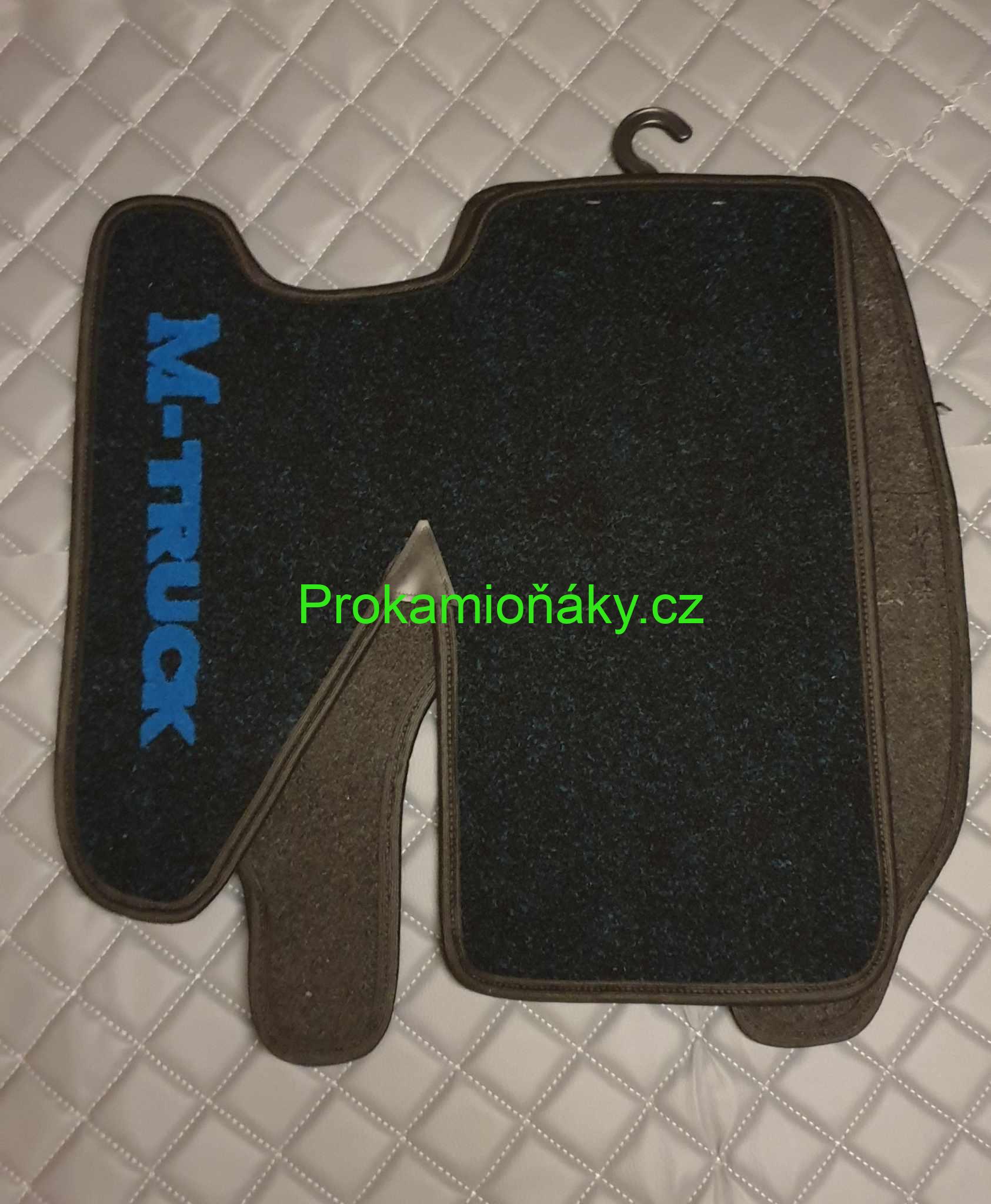 VÝPRODEJ!! Autokoberce textilní MERCEDES ATEGO/AXOR do r.v. 2005, červená/modrá