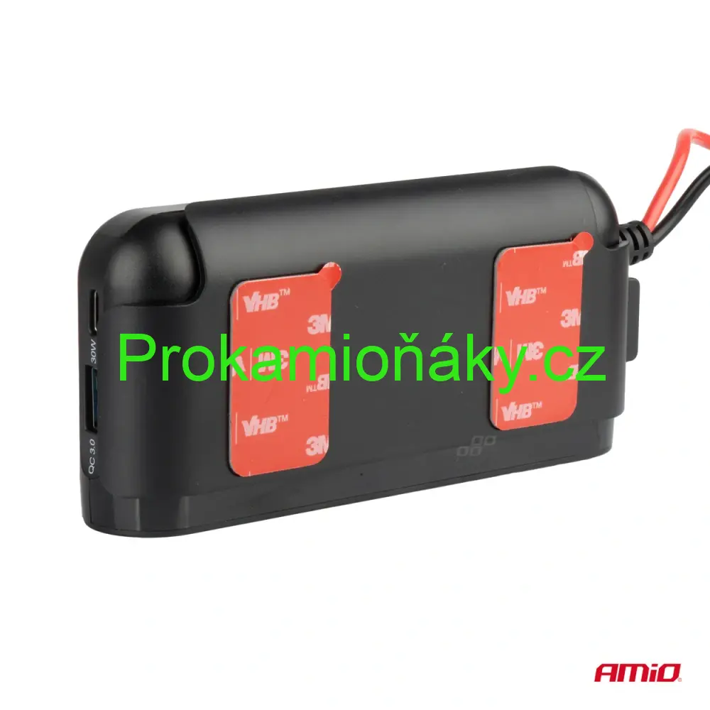 Roztrojka zapalovače s voltmetrem USB-C