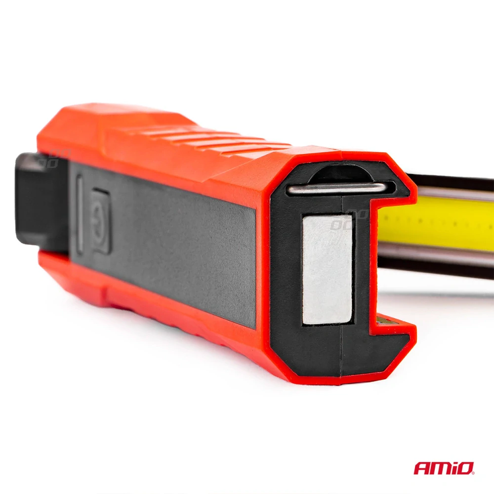 Pracovní svítilna/baterka WT11